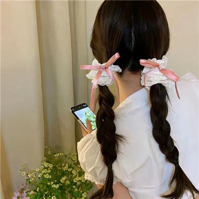 明子,秋子,索尼亚
